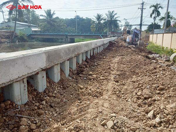 CÔNG TRÌNH GIA CỐ BỜ BAO TẠI CẦU SẬP - XÃ BÌNH MỸ - H. CỦ CHI - HCM