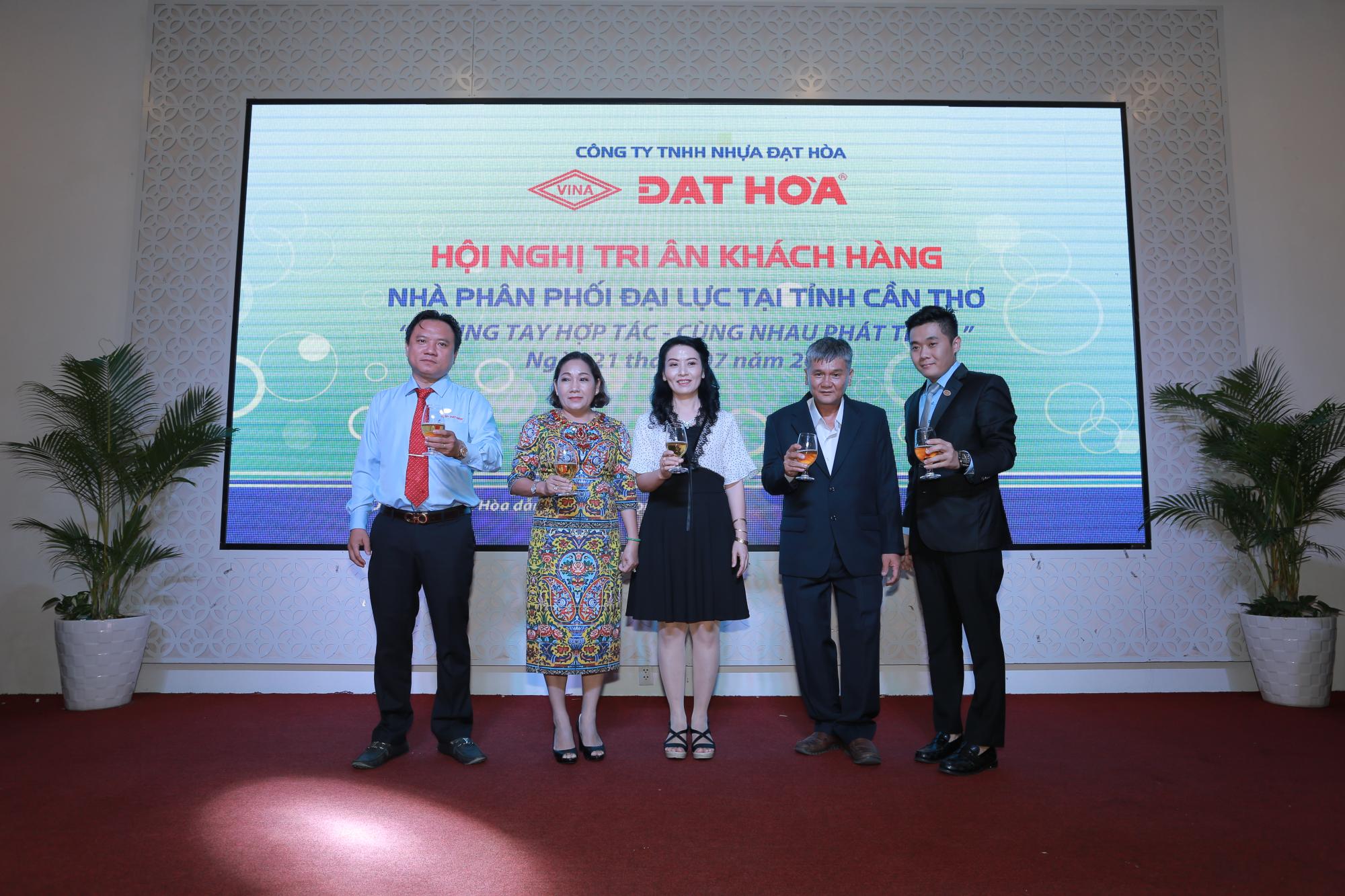 HỘI NGHỊ TRI ÂN KHÁCH HÀNG NHÀ PHÂN PHỐI ĐẠI LỰC NGÀY 21/07/2019 TẠI TỈNH CẦN THƠ