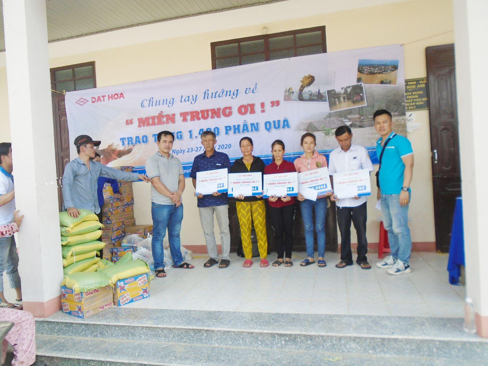NHỰA ĐẠT HÒA ĐỒNG HÀNH CÙNG BÀ CON TẠI CÁC TỈNH MIỀN TRUNG [Đợt 1]
