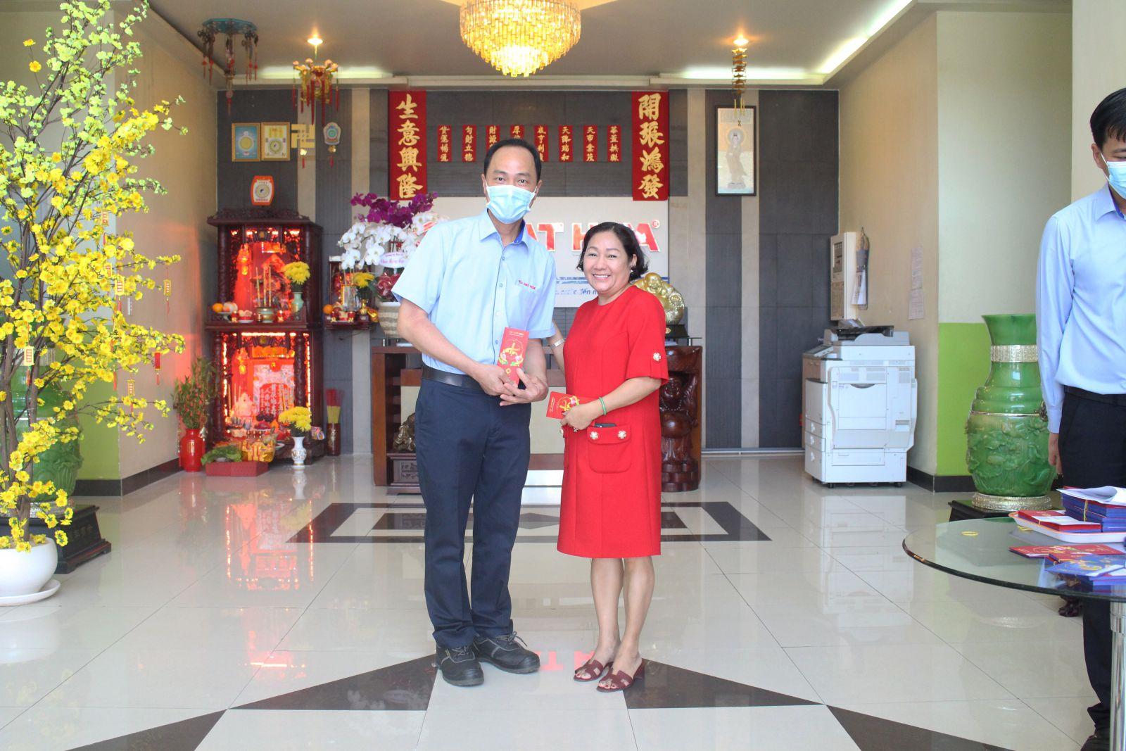 Khai xuân đón lộc