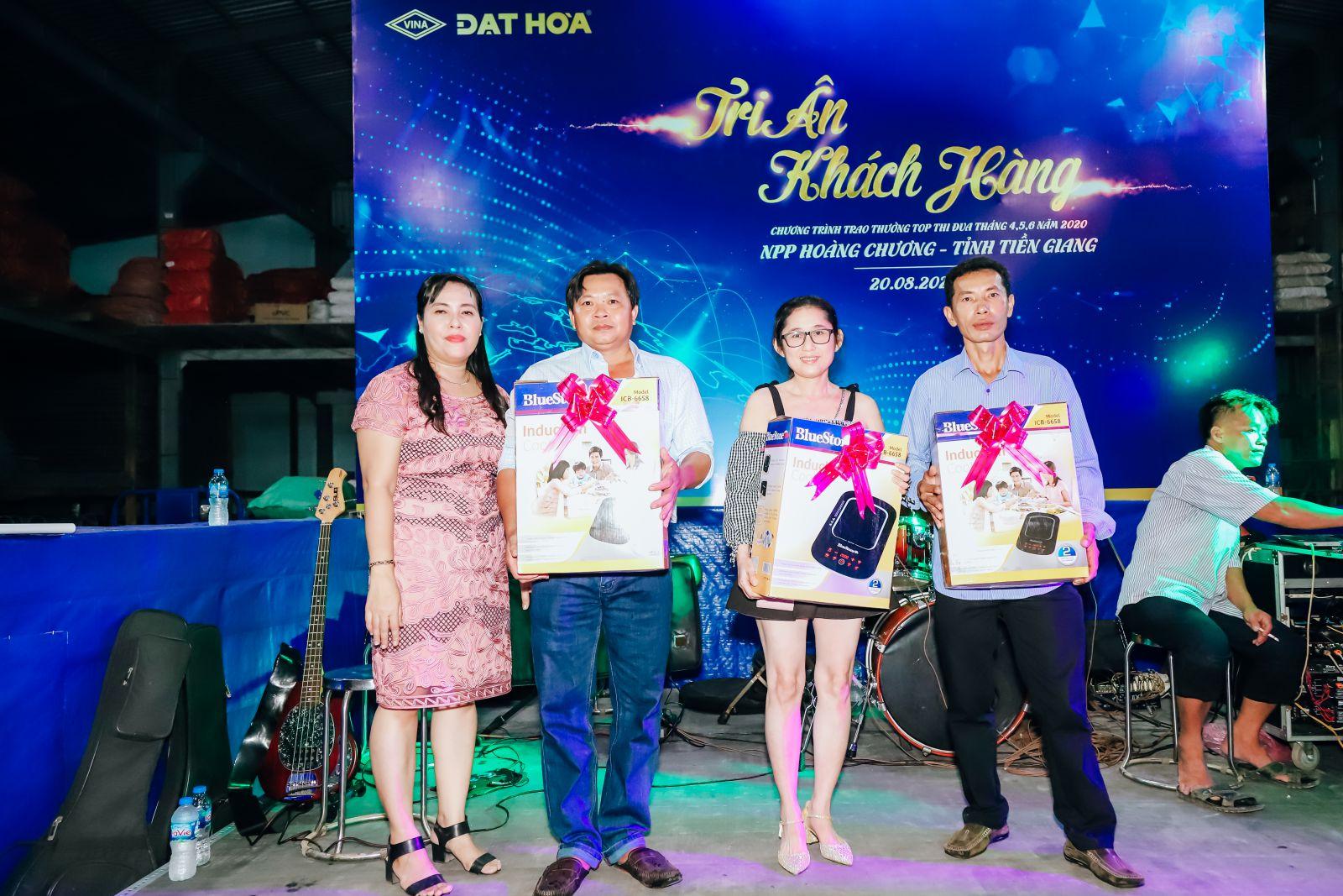 Chương trình trao thưởng top thi đua tháng 4,5,6 năm 2020 tại tỉnh tiền giang