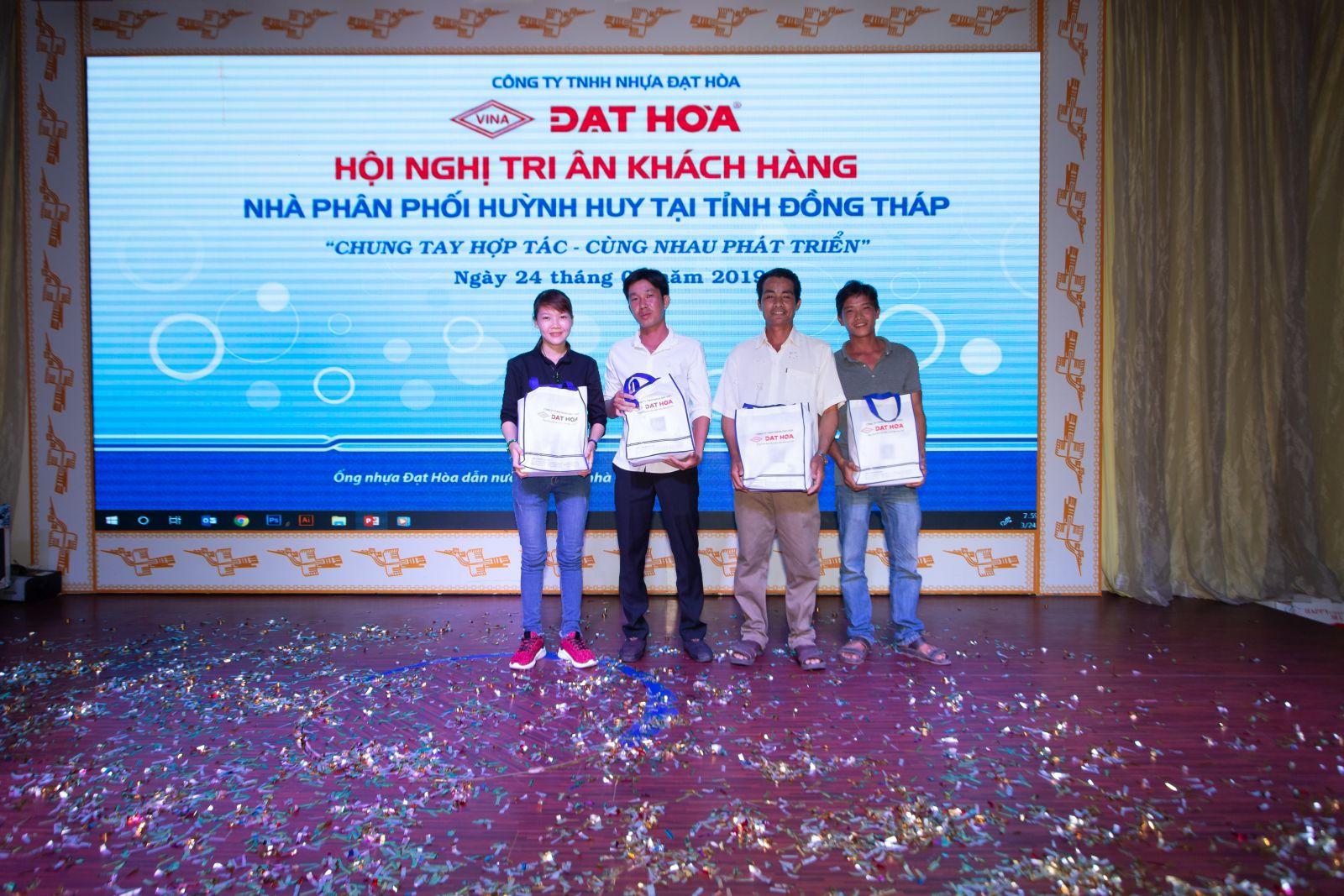 Hội nghị khách hàng tỉnh đồng tháp