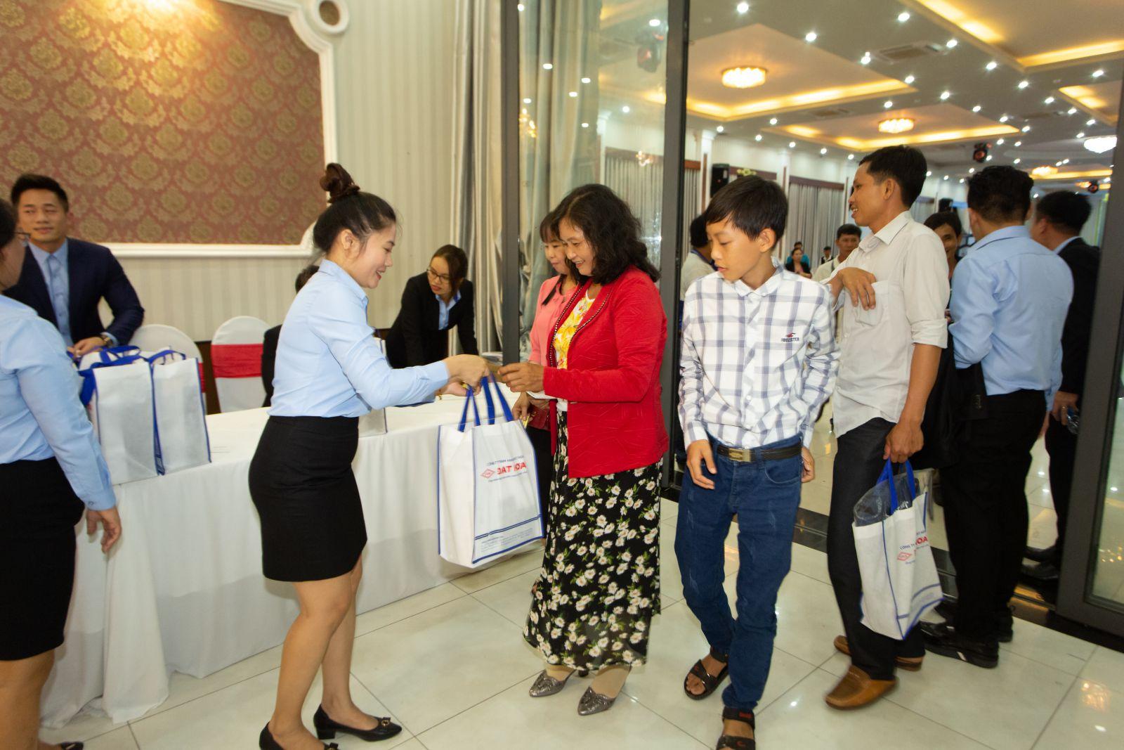 Hội nghị khách hàng tỉnh đồng tháp