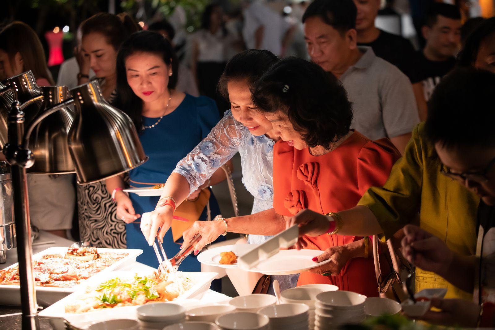 Đêm hội ngộ chào mừng lễ kỷ niệm 30 năm thành lập