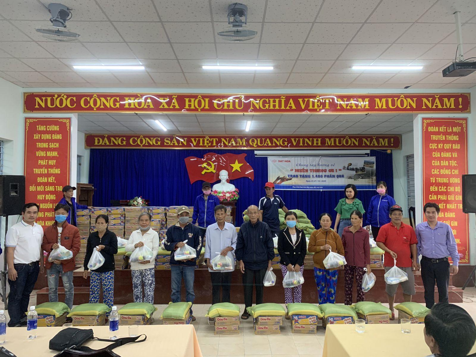 NHỰA ĐẠT HÒA ĐỒNG HÀNH CÙNG BÀ CON TẠI CÁC TỈNH MIỀN TRUNG [Đợt 1]